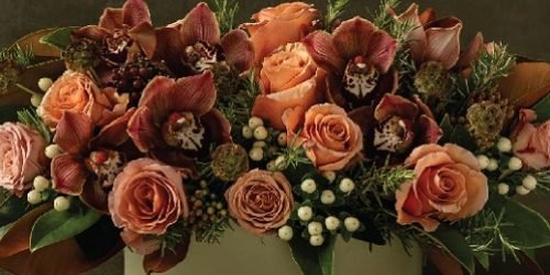 w Hand Crafted & Florals